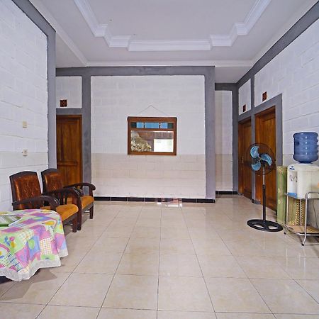 Spot On 91085 Griya Estu Wening Hotel Sleman  Exterior photo